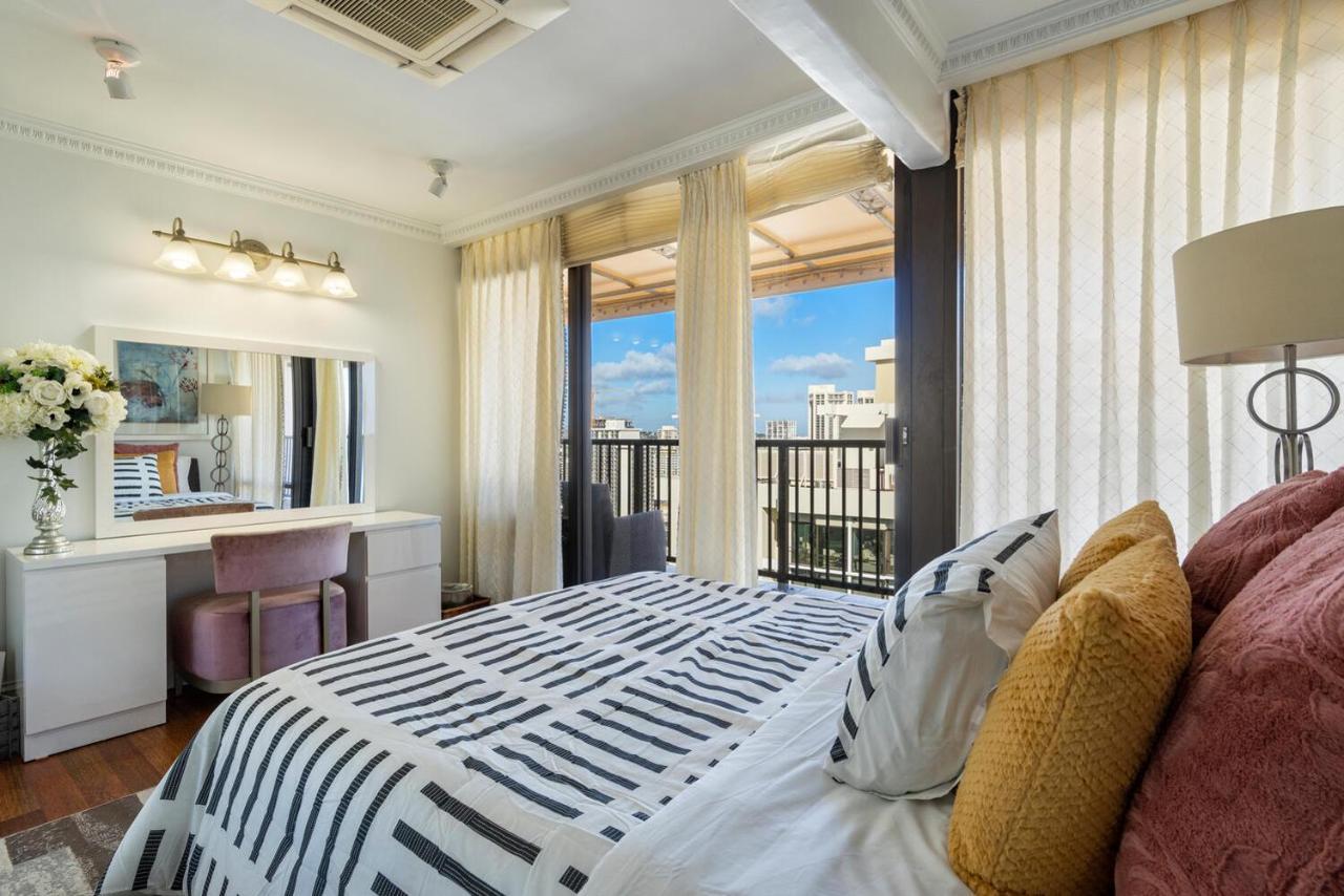 Oceanview Penthouse Suite Хонолулу Екстериор снимка